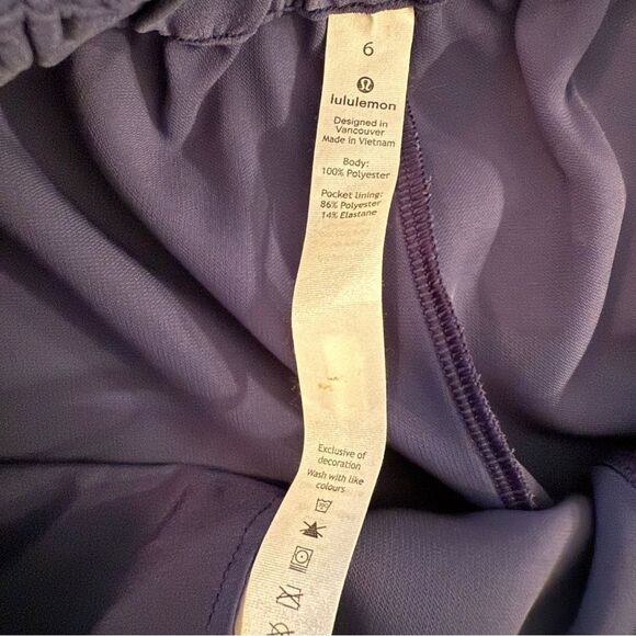 Lululemon Noir Pants - Picture 3 of 5